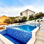 Apartment Amica Trogir