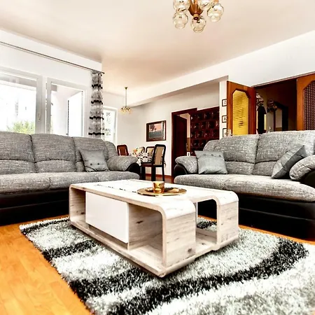 Amica Apartment